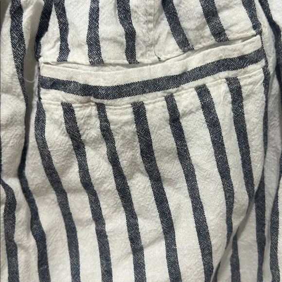 Hem White and Navy Vertical-Striped Straight-Leg Pants Size Medium - Picture 6 of 6
